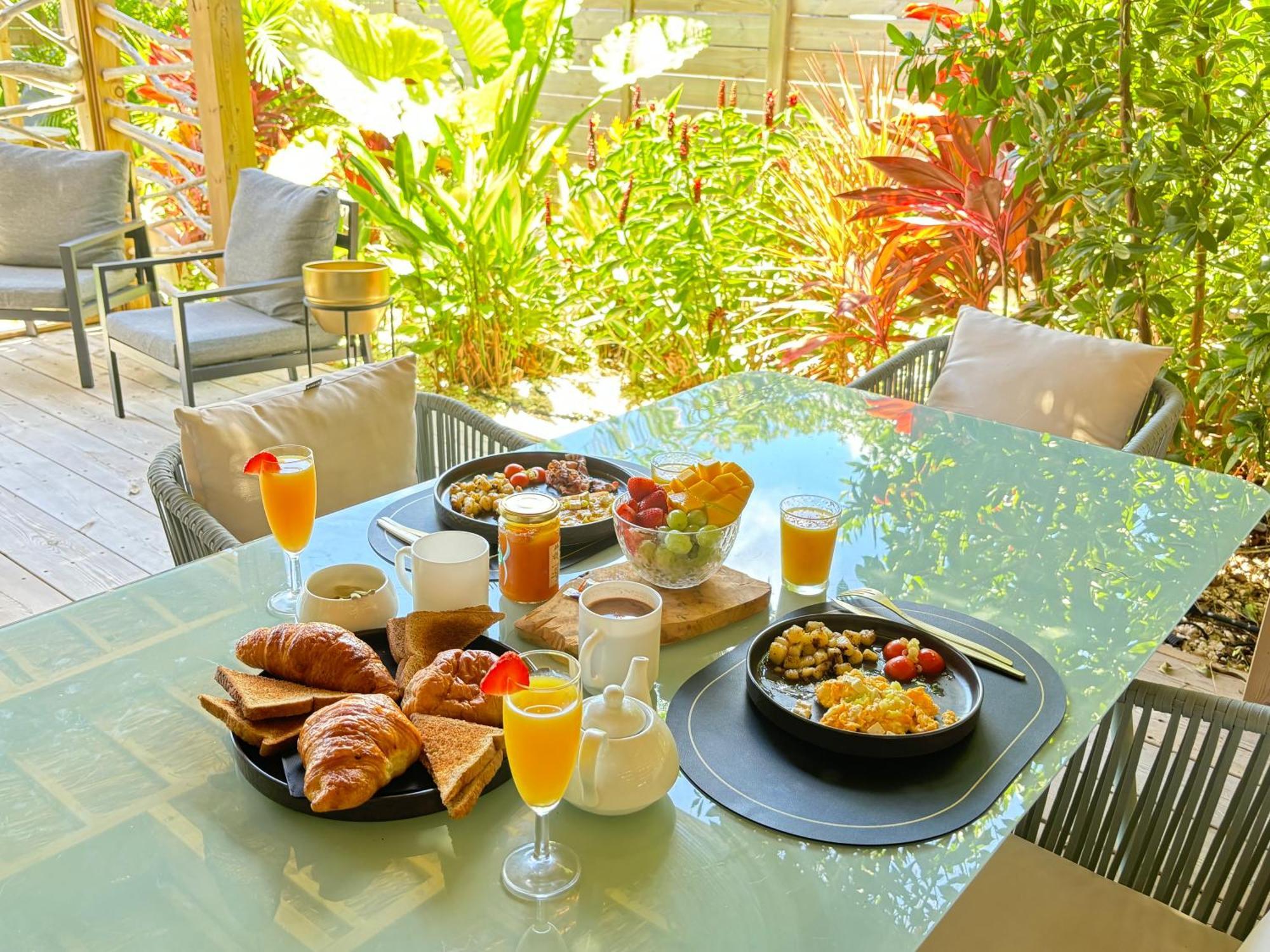 The Forest - Saint Martin 4 Etoiles Cul de Sac ภายนอก รูปภาพ